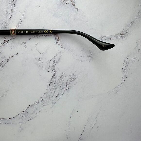 New Gucci Sunglasses - Picture 9 of 16
